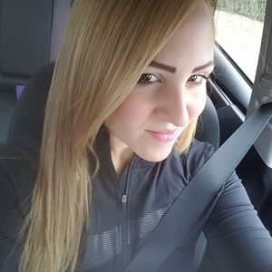 Meet your Posher, Sharon